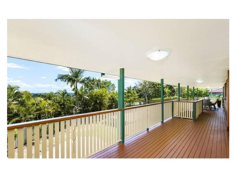 8 Echo  Street, Mitchelton QLD 4053