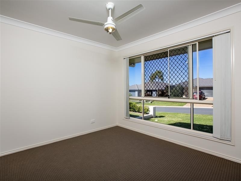28 Sunstone Circuit, Mango Hill QLD 4509