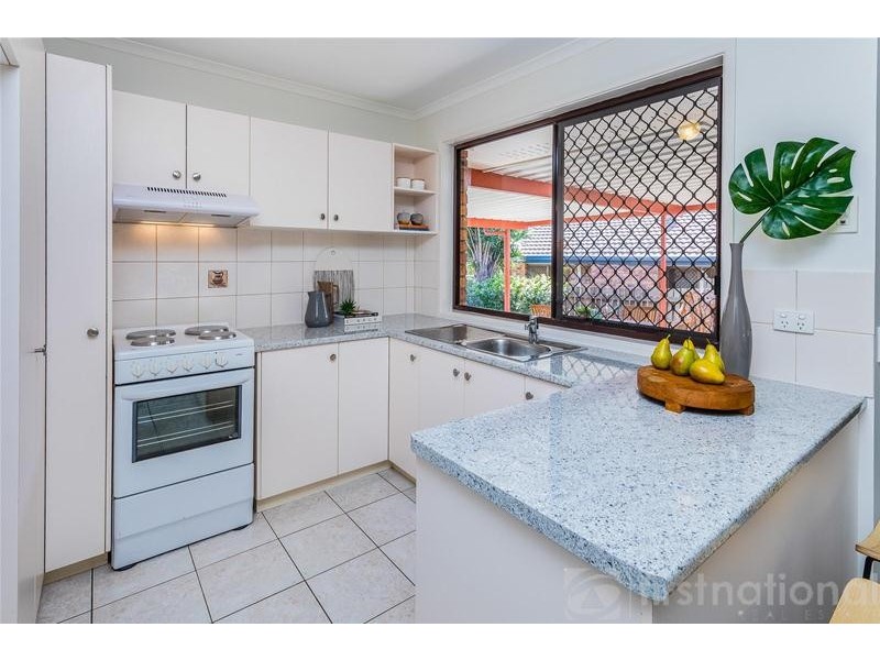 11 Flamingo Drive, Albany Creek QLD 4035