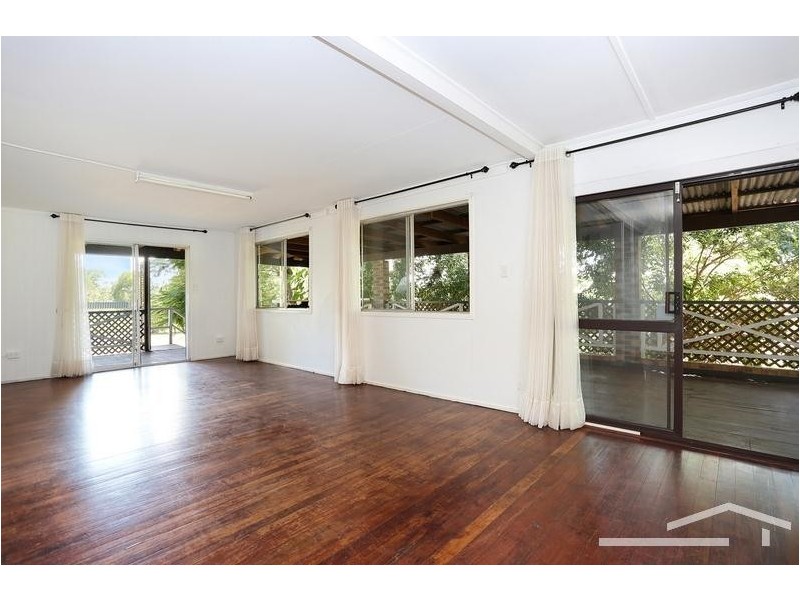 9  Baker Street, Bray Park QLD 4500