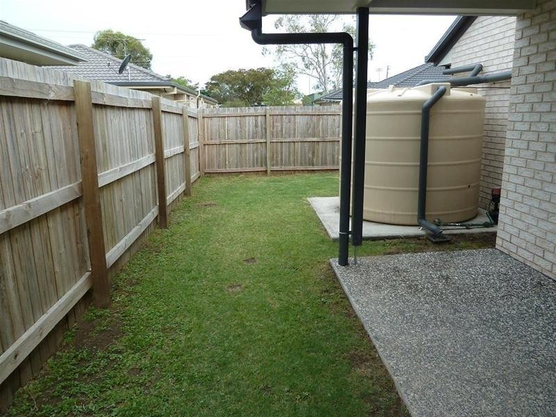 2/5 Hellcat Circuit, Bray Park QLD 4500