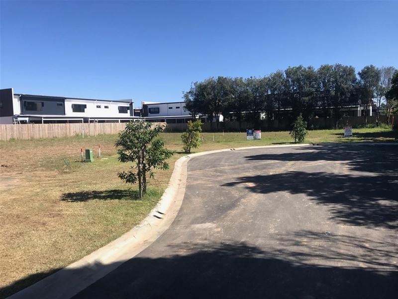 7 Nics Court, Albany Creek QLD 4035