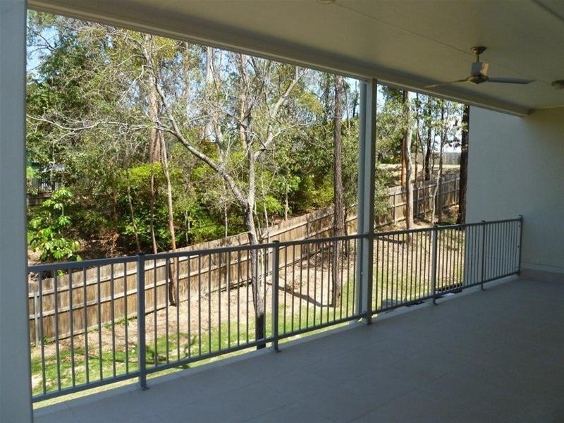 24/52 Plucks Road, Arana Hills QLD 4054