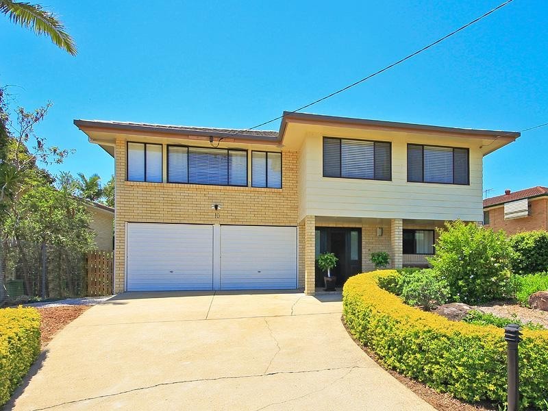 10 Essex Drive, Albany Creek QLD 4035