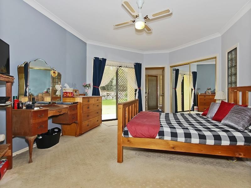 5 Black Bean Court, Albany Creek QLD 4035