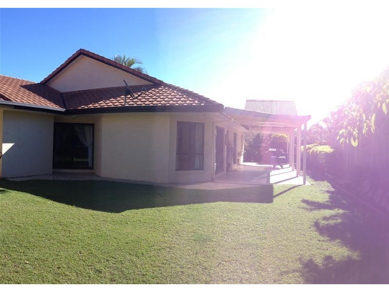 5 Black Bean Court, Albany Creek QLD 4035