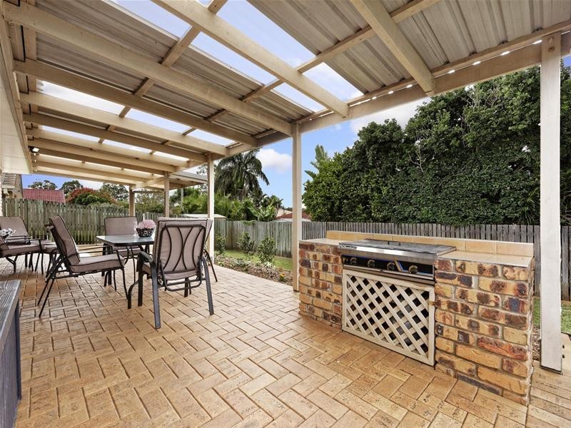 30 Mountain Blue Drive, Kallangur QLD 4503