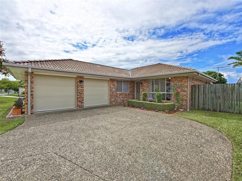 30 Mountain Blue Drive, Kallangur QLD 4503