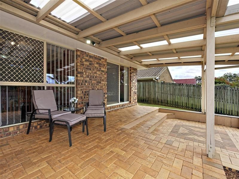 30 Mountain Blue Drive, Kallangur QLD 4503