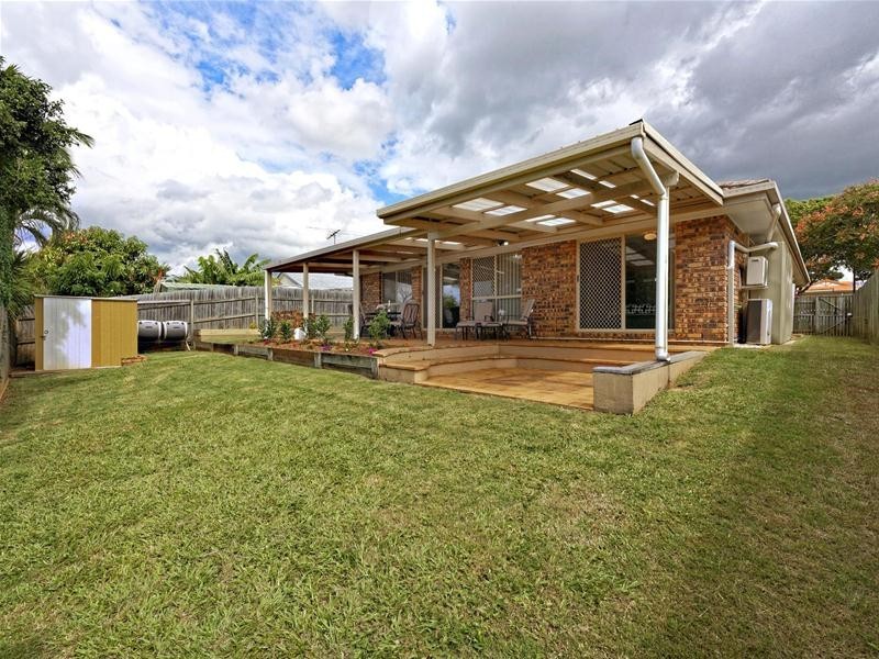 30 Mountain Blue Drive, Kallangur QLD 4503