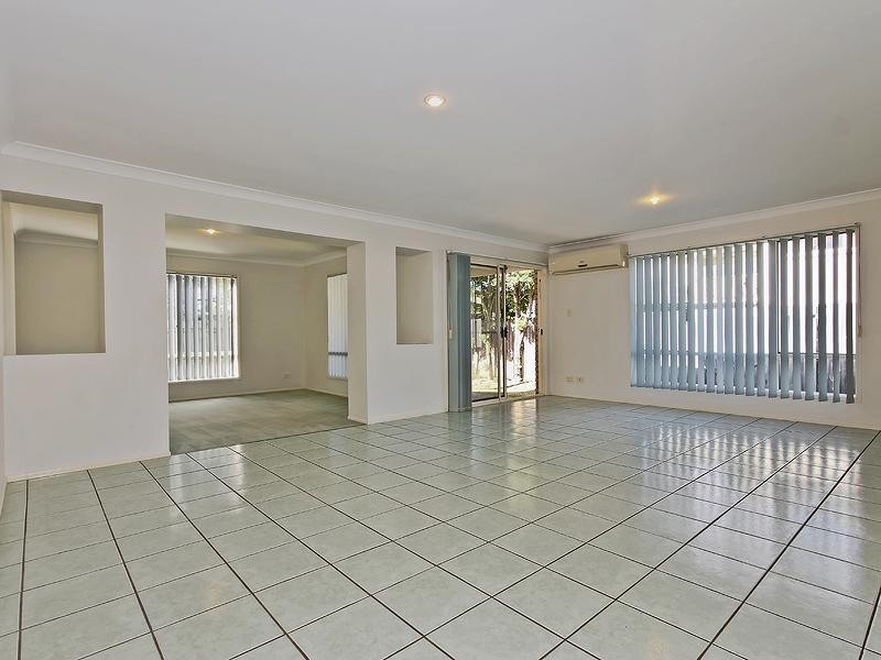 Bridgeman Downs QLD 4035