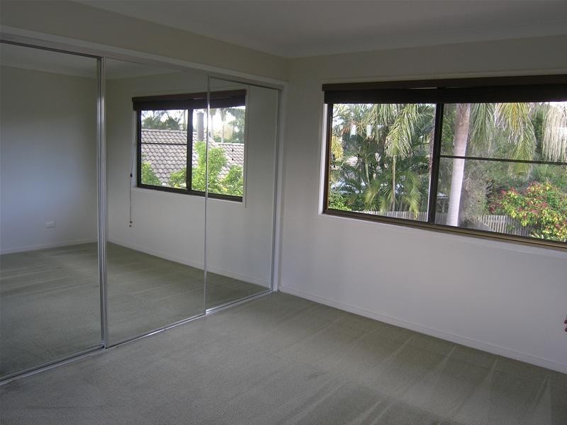 5 Jocasta Street, Eatons Hill QLD 4037