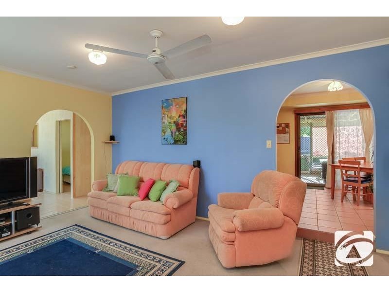 42 Willow Street, Albany Creek QLD 4035