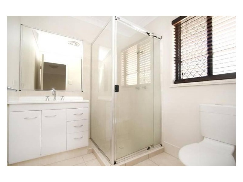 8 Schukow Court, Warner QLD 4500