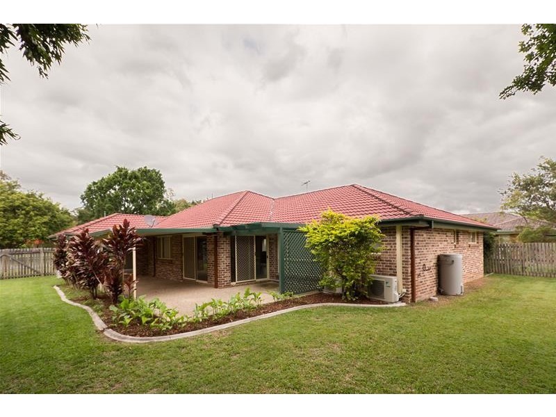61 Wendon Way, Bridgeman Downs QLD 4035