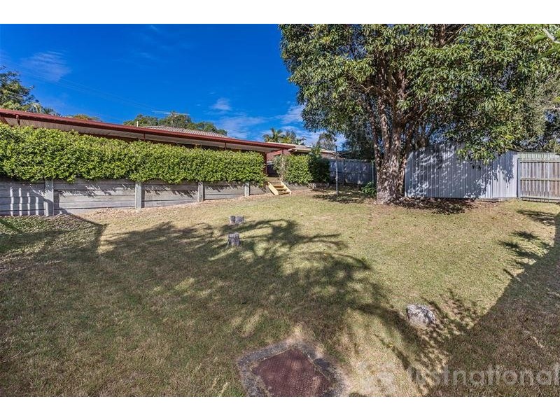 11 Flamingo Drive, Albany Creek QLD 4035