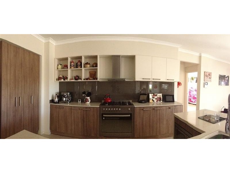 4 Wallaroo  Circuit, North Lakes QLD 4509