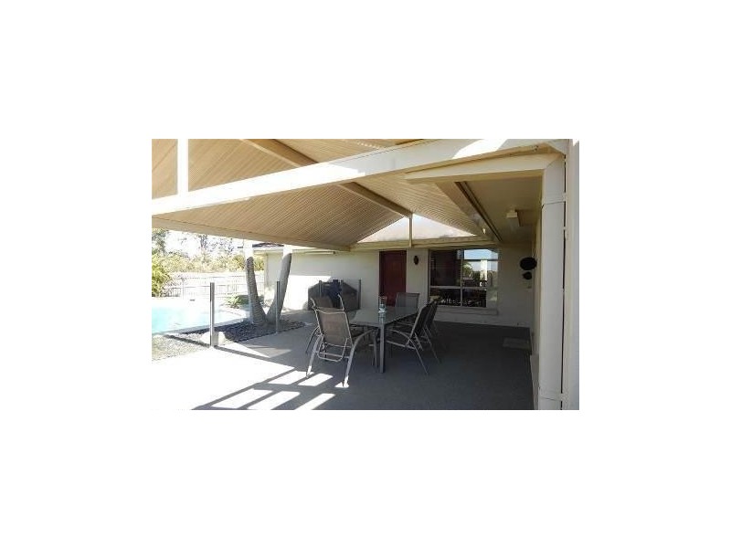 7 Atoll Crescent, Eatons Hill QLD 4037