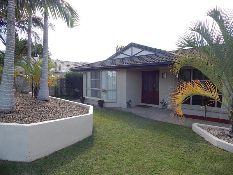 7 Atoll Crescent, Eatons Hill QLD 4037