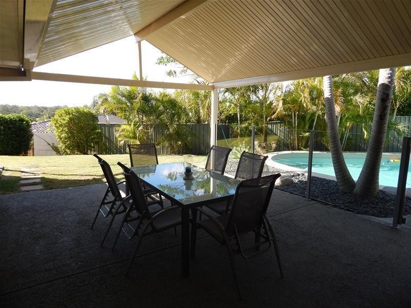 7 Atoll Crescent, Eatons Hill QLD 4037