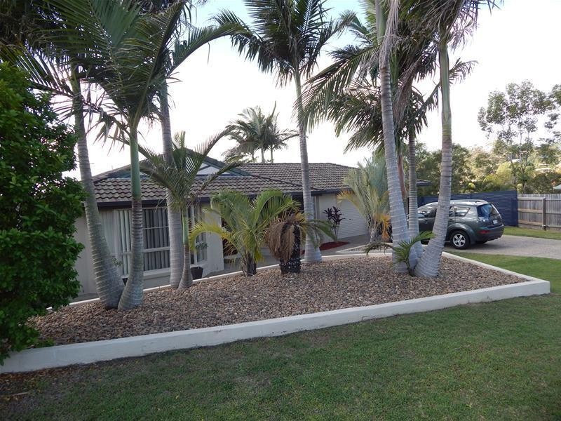 7 Atoll Crescent, Eatons Hill QLD 4037