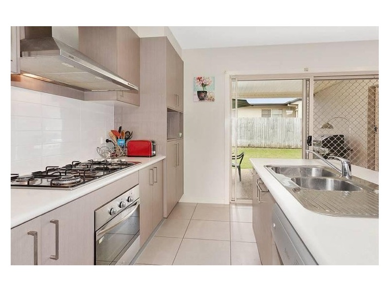 5 Silver Rock Court, Glass House Mountains QLD 4518