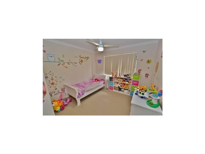 8 Silver Rock Court, Glass House Mountains QLD 4518