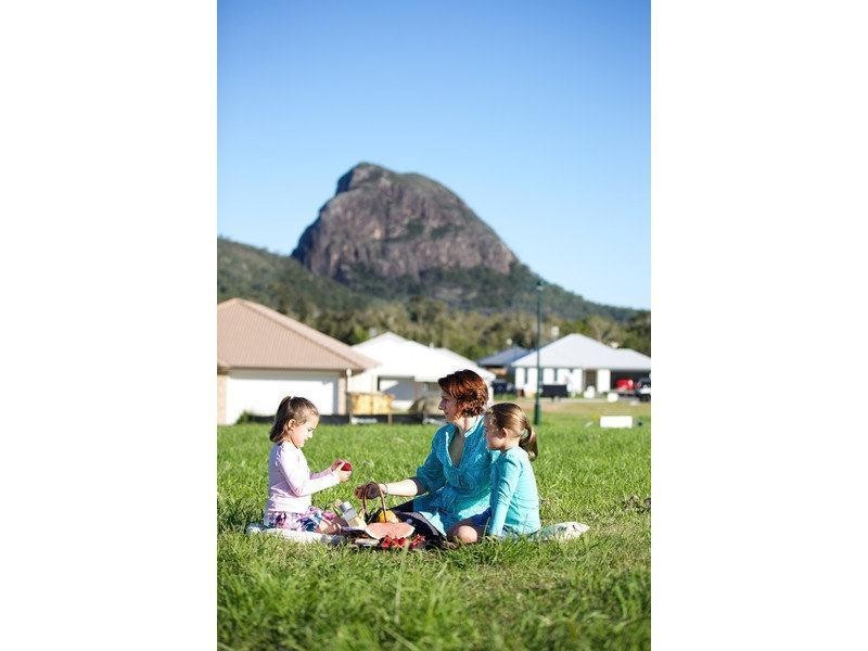 8 Silver Rock Court, Glass House Mountains QLD 4518