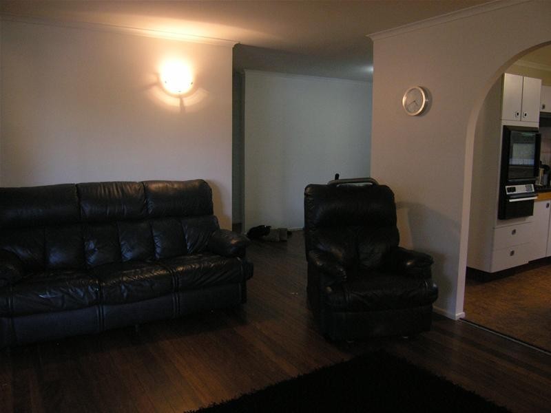 8 Seligan  Street, Albany Creek QLD 4035