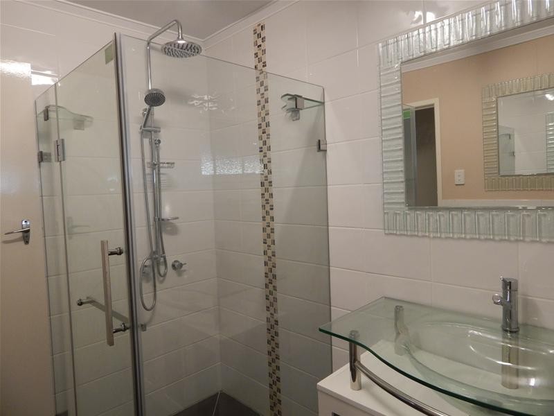 10 Bateman  Street, Strathpine QLD 4500