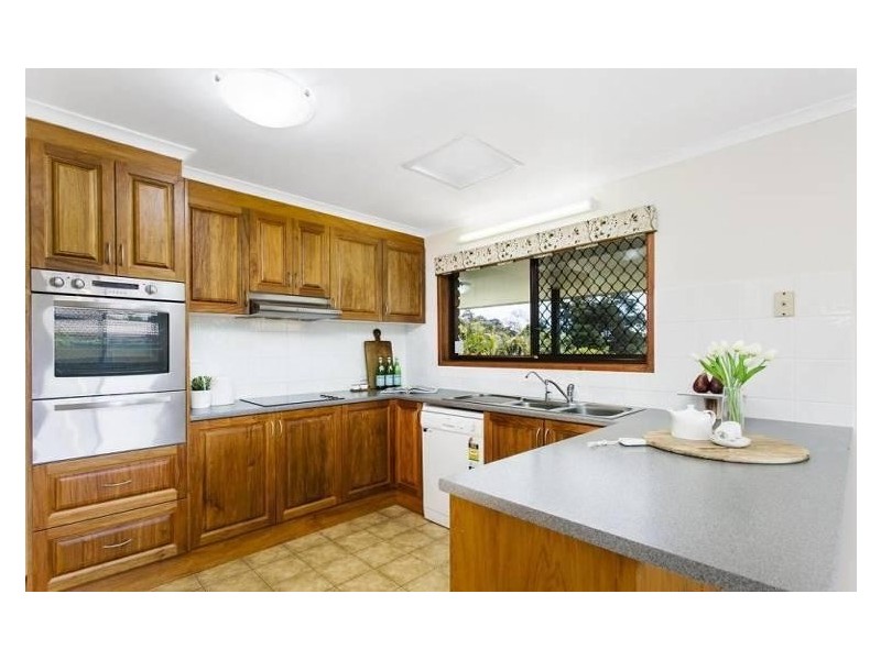 8 Echo  Street, Mitchelton QLD 4053