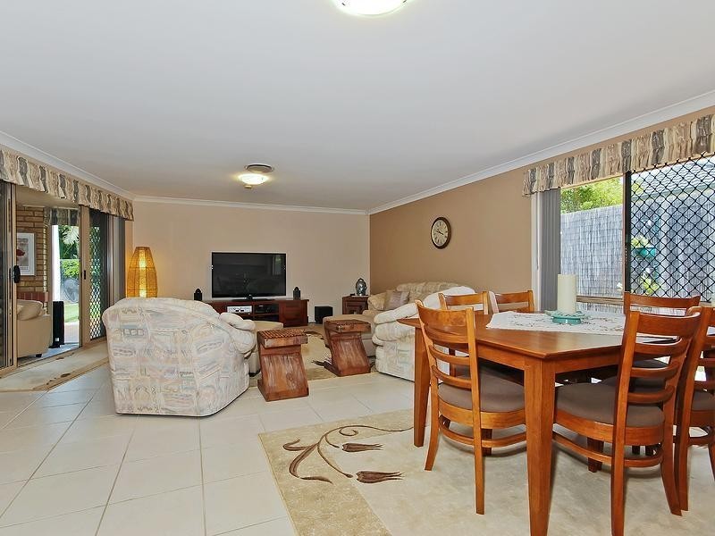 17 Cabarita Crescent, Eatons Hill QLD 4037