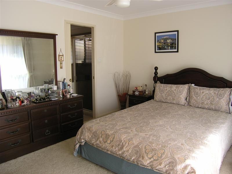 81 Saraband Drive, Eatons Hill QLD 4037