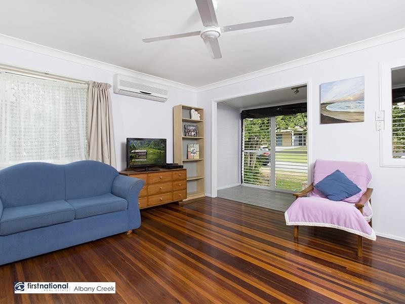 4 Waratah Street, Albany Creek QLD 4035