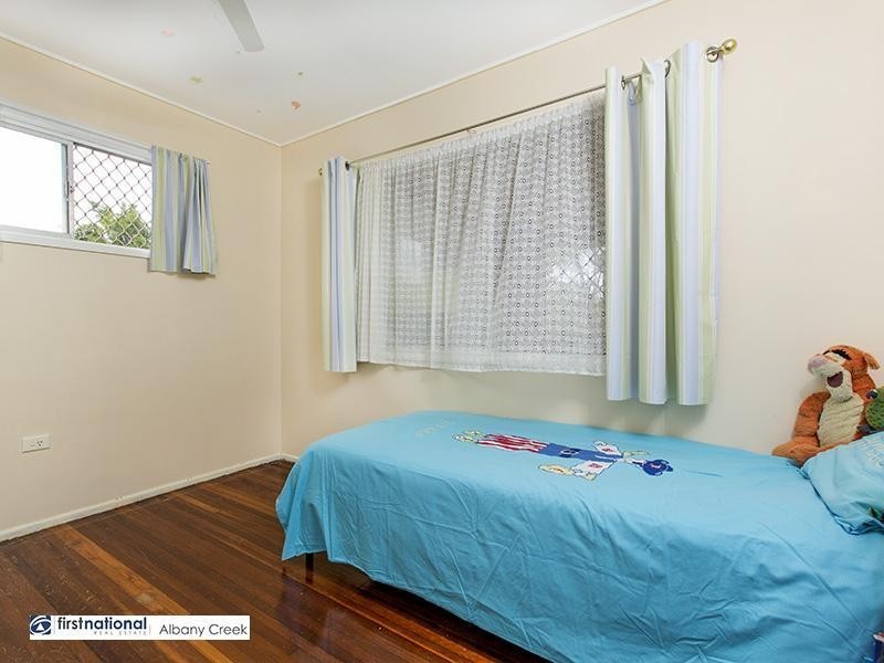 4 Waratah Street, Albany Creek QLD 4035