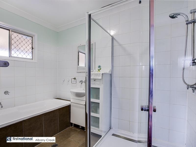 4 Waratah Street, Albany Creek QLD 4035