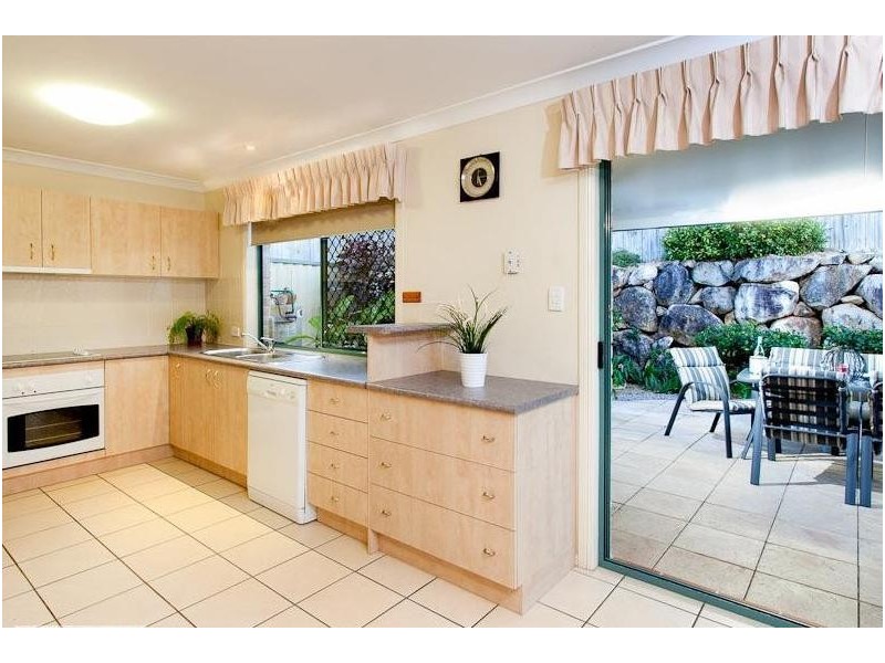 27 Fresco Street, Albany Creek QLD 4035