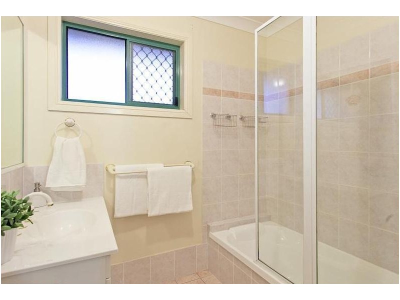 27 Fresco Street, Albany Creek QLD 4035