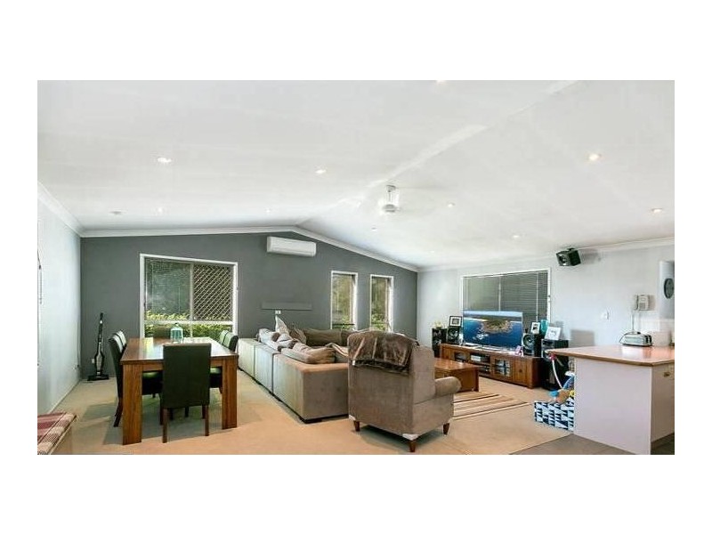 4 Hinkley Street, Bray Park QLD 4500
