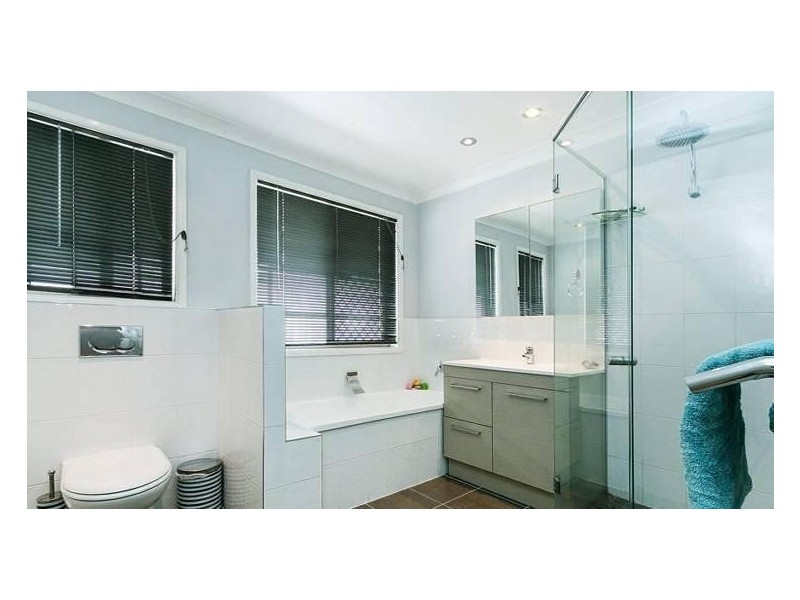 4 Hinkley Street, Bray Park QLD 4500