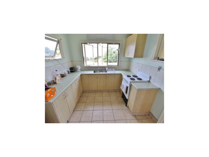 8 Francis Street, Kingaroy QLD 4610