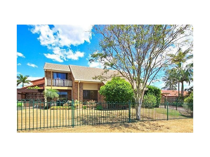 11 Tanager Street, Albany Creek QLD 4035