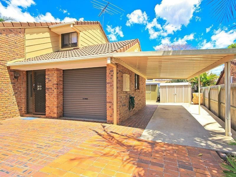 11 Tanager Street, Albany Creek QLD 4035