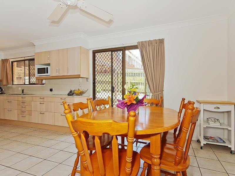 11 Tanager Street, Albany Creek QLD 4035