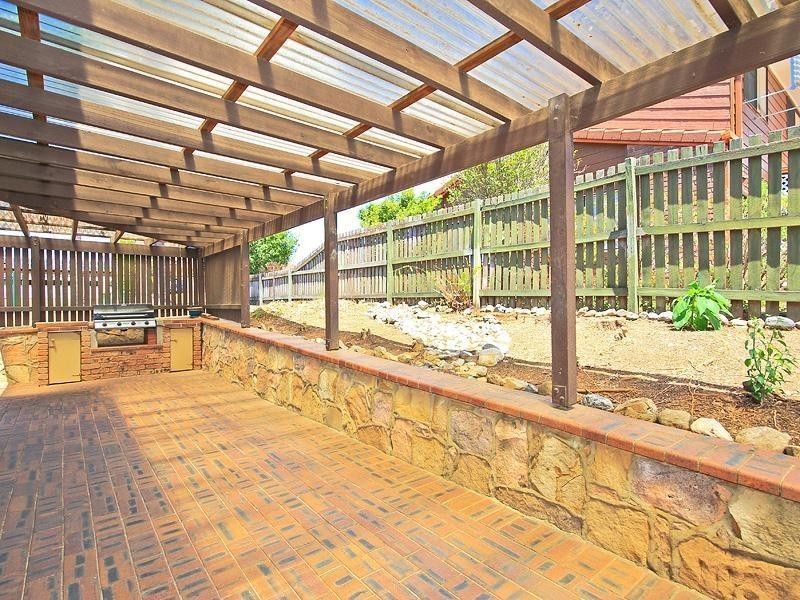 11 Tanager Street, Albany Creek QLD 4035