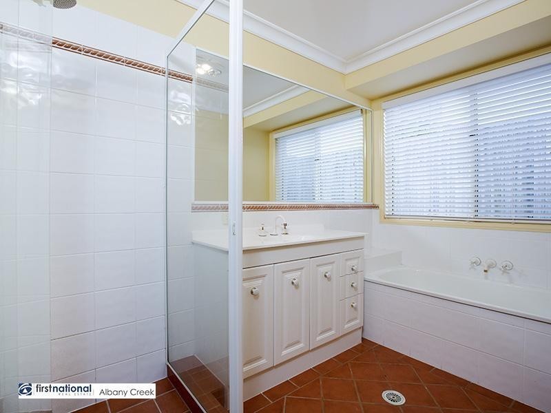 49 Lancewood Drive, Albany Creek QLD 4035