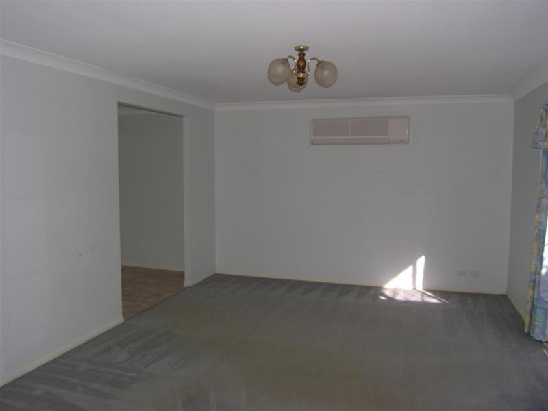 11 Glenside Place, Bridgeman Downs QLD 4035