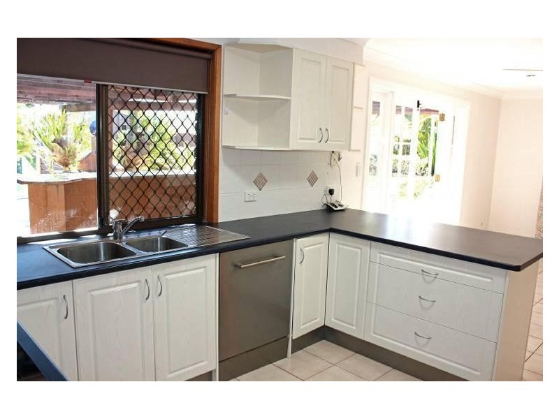 6 Garganey Street, Albany Creek QLD 4035