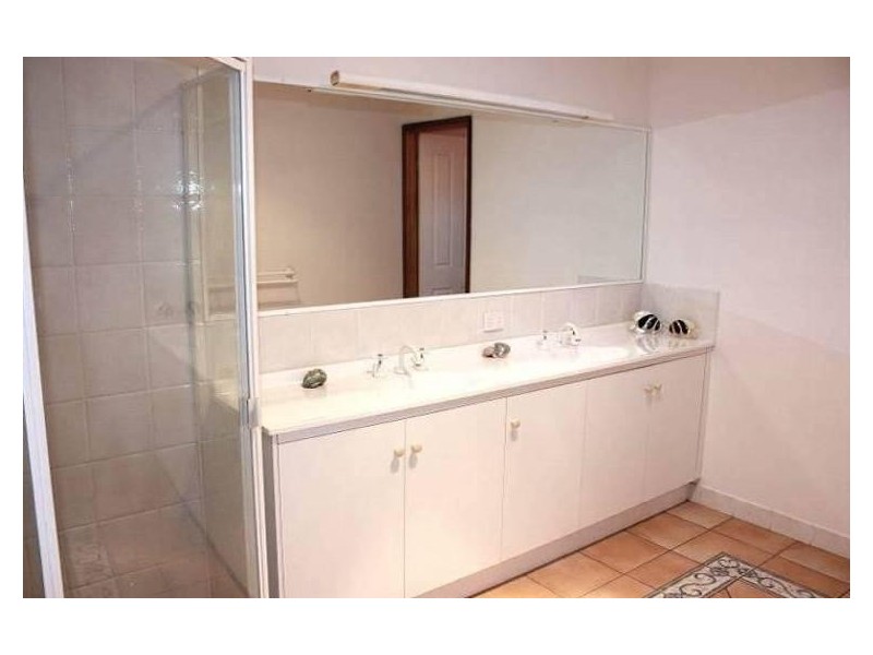 6 Garganey Street, Albany Creek QLD 4035