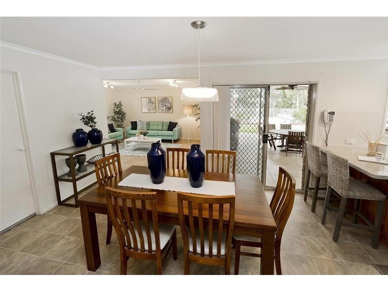 42 Daniel Drive, Albany Creek QLD 4035